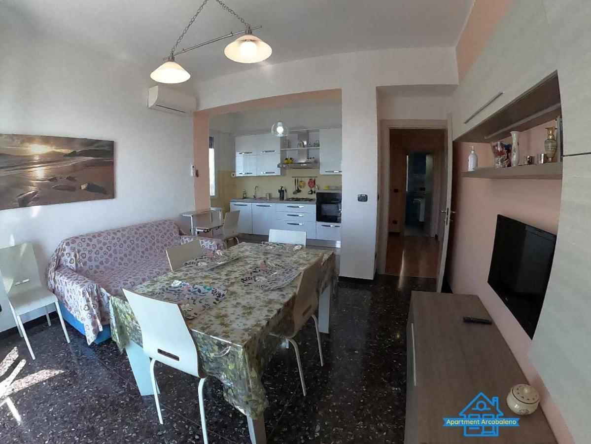 Ferienwohnung Apartament Arcobaleno A 500 Metri Dal Mare Albissola Marina Exterior foto